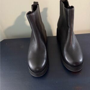 Women’s Cole Haan ZeroGrand NWOT City Waterproof Wedge Boots Size 8